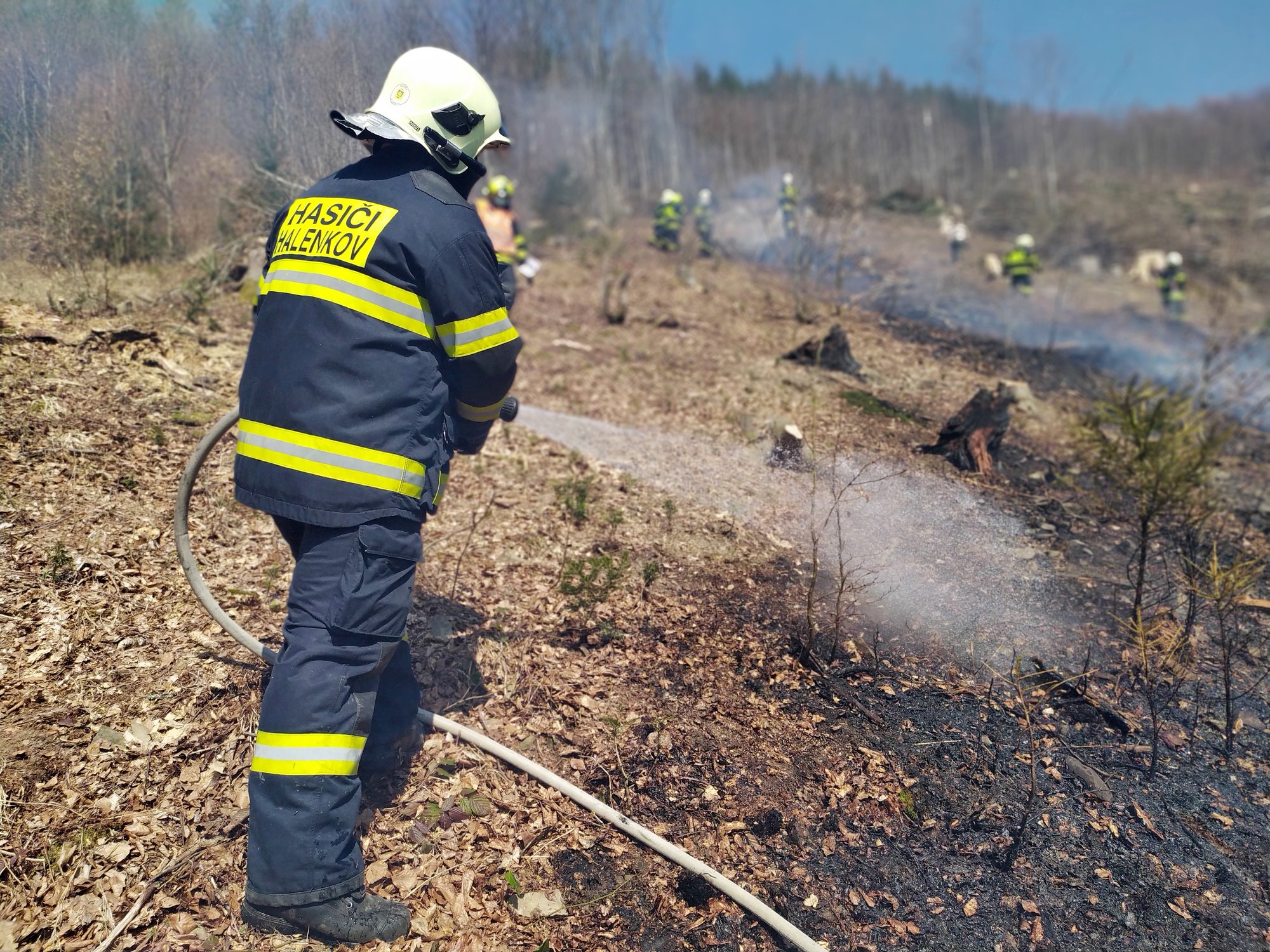 Hasiči Halenkov v lese