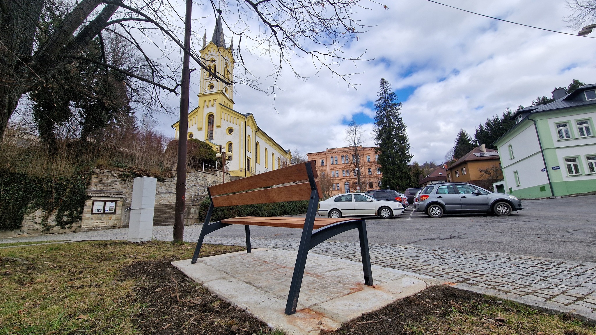 Město Vsetín vyslyšelo občany: Přibude 15 nových laviček