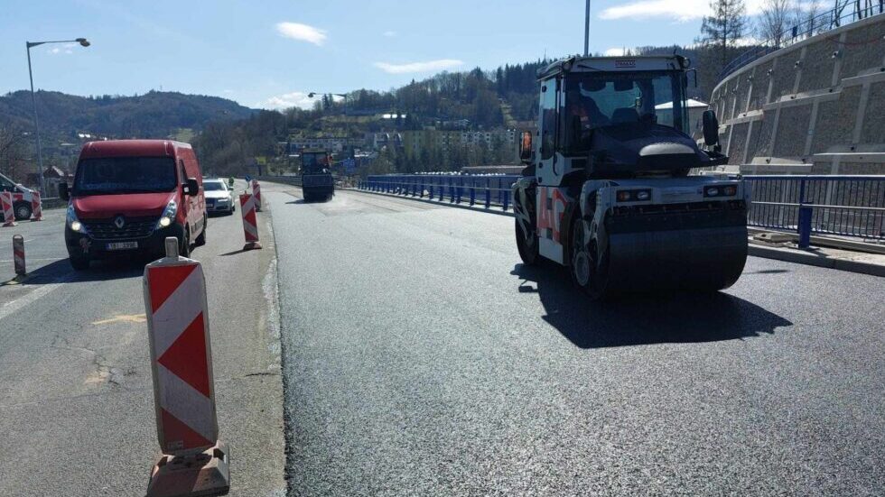 Semafory na trase Vsetín – Valmez zmizí do soboty, úleva pro řidiče