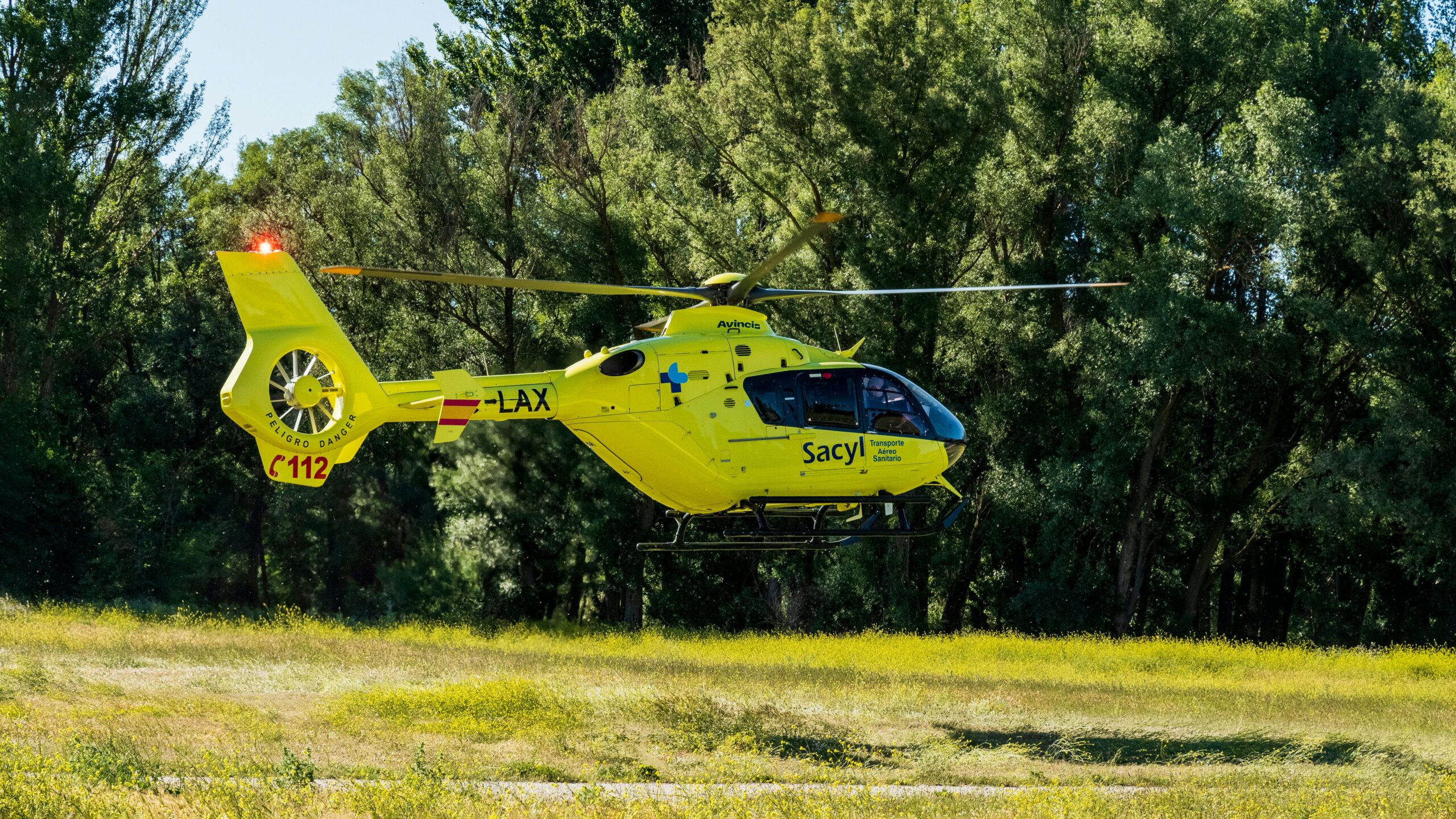 Dítě na odrážedle srazila ve Velkých Karlovicích dodávka