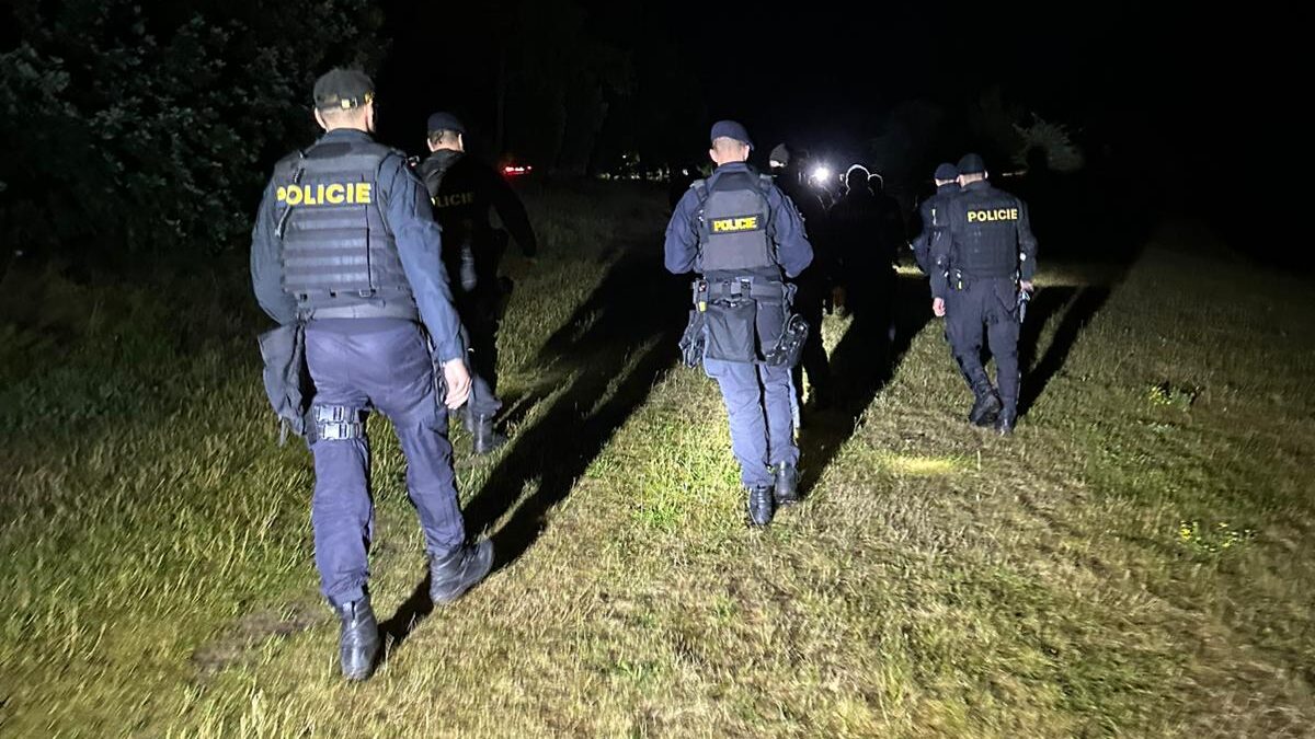 V Novém Hrozenkově chytli 30 mladistvých pod vlivem.