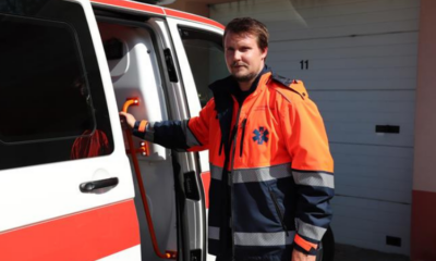 Řidiče sanitky ve Valašských Kloboukách poznáte podle nového oblečení