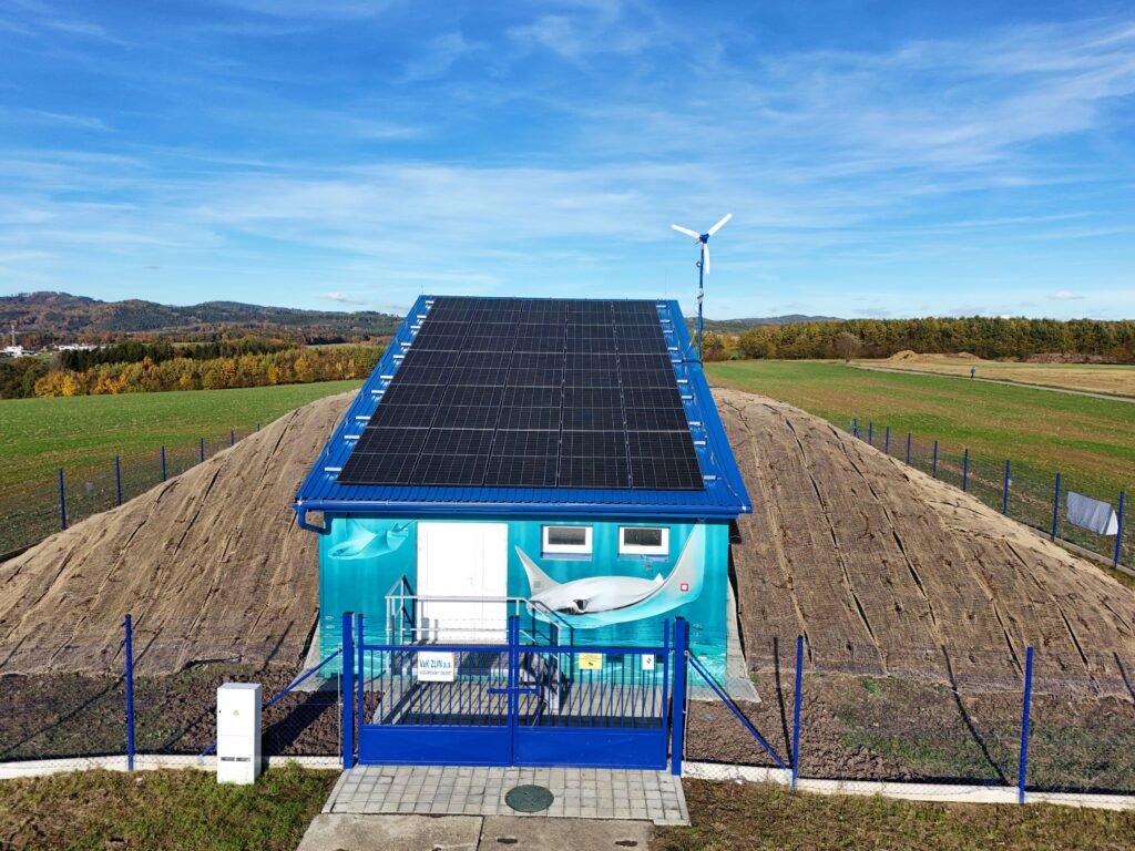 Vodojem ve Hvozdné získal novou tvář díky street artu.