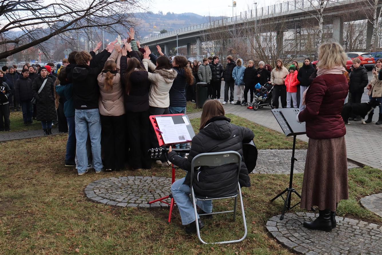 O kulturní program se postarali studenti ze Vsetínských škol.