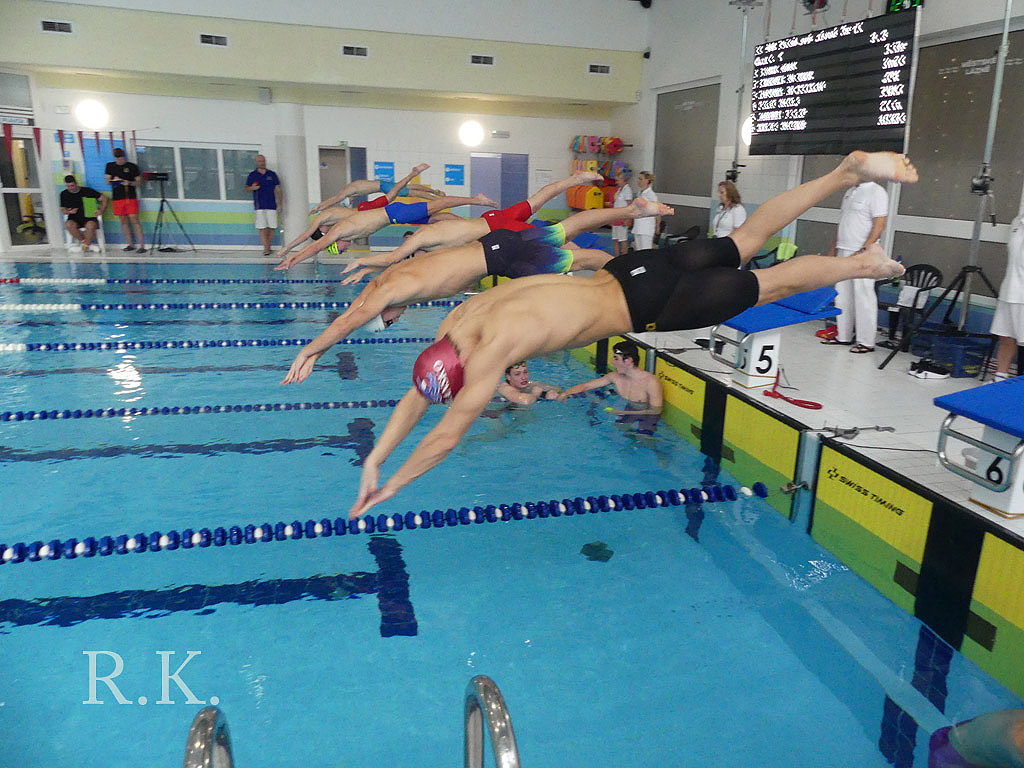 Silvestrovská cena Vsetína přilákala téměř 200 plavců.