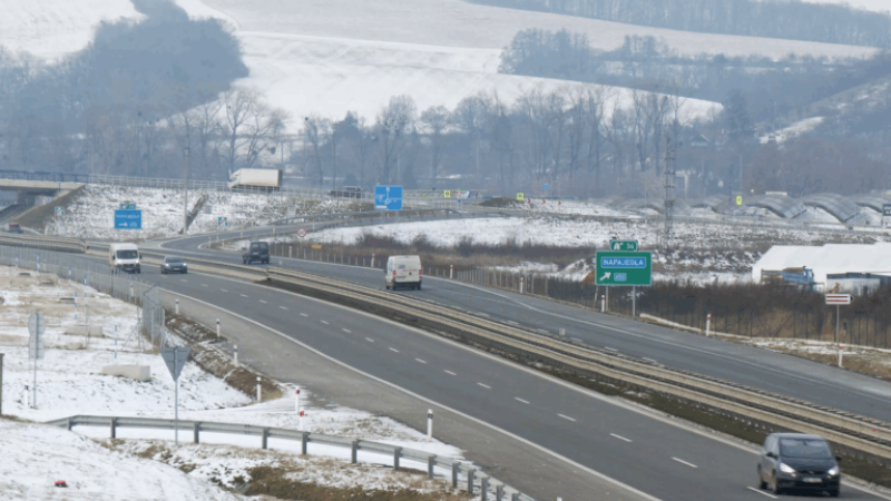 Řidiči projedou obchvat Otrokovic od ledna bez poplatků