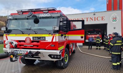 Vsetín pořídil dobrovolným hasičům novou cisternovou stříkačku