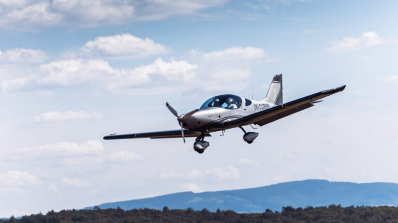 Baťova univerzita otevírá kurz sportovního létání 2026