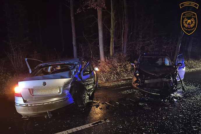 Fotografie z nehody v obci Petrůvka na Zlínsku. Zdroj: HZS Zlínského kraje