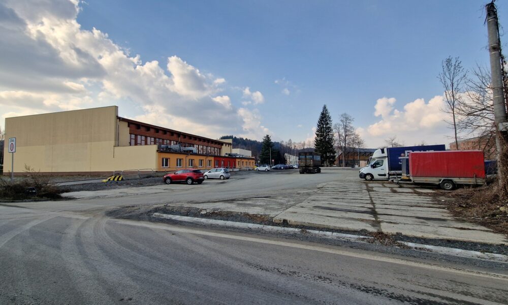 Vsetín připravuje novou sportovní halu na Lapači