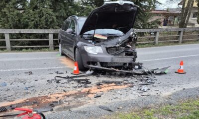 Nehoda v Lukovečku na Zlínsku, hasiči vyprošťovali zaklíněného řidiče