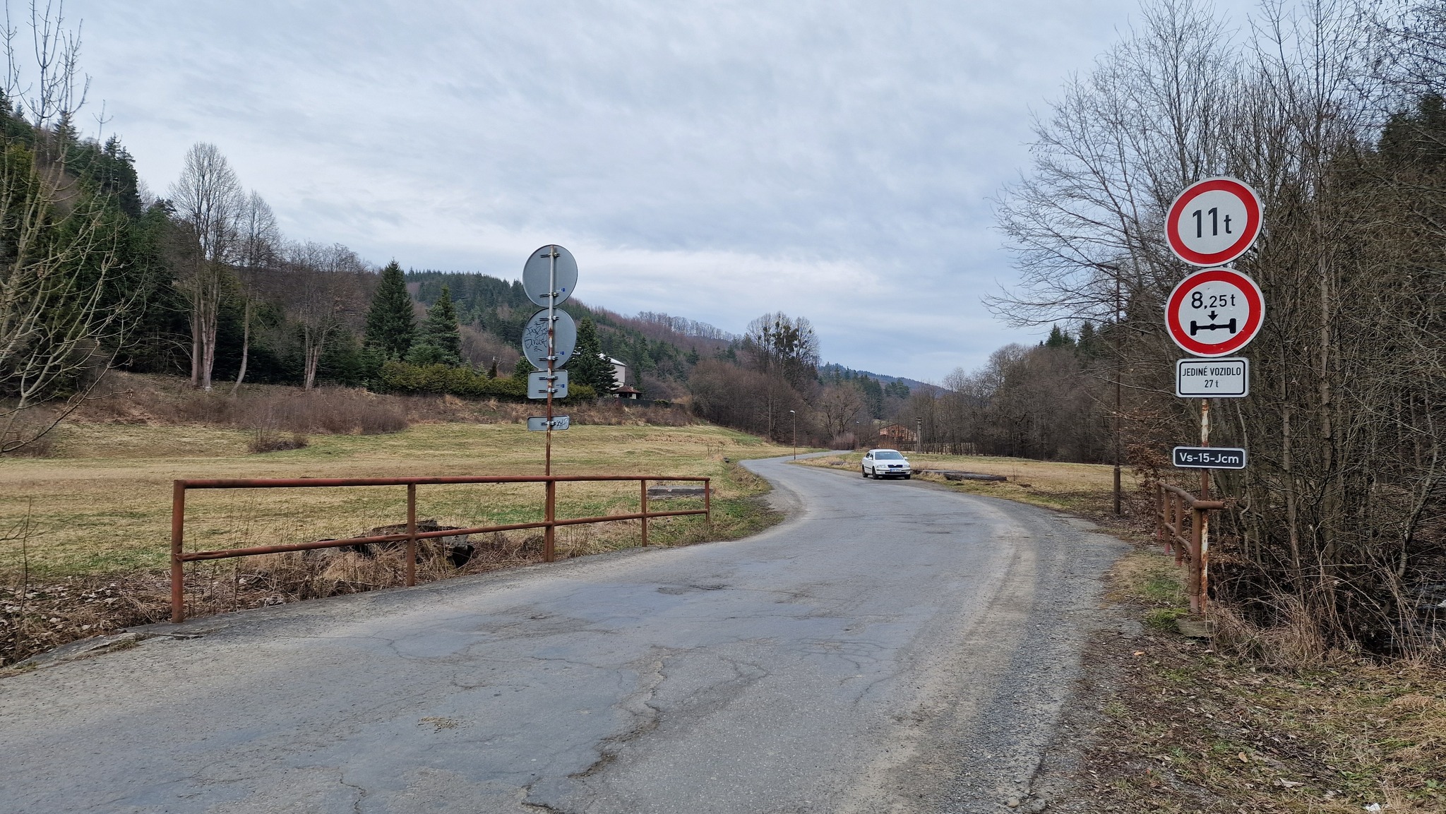 Vsetín opraví most a část komunikace v Července, řidiče čekají omezení