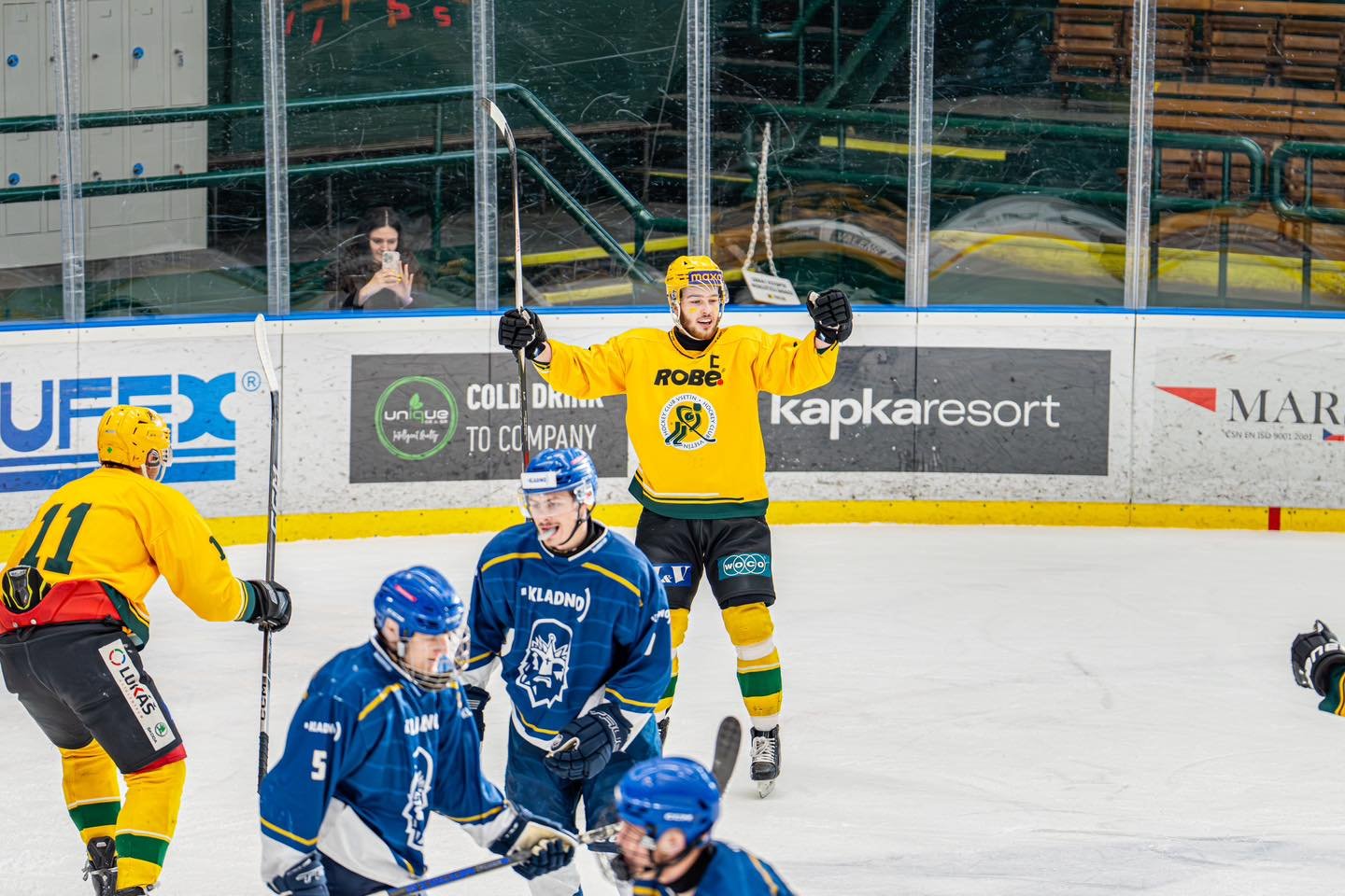 Extraligový sen juniorů se rozplynul, vedení o 3 branky nestačilo. Zdroj: VHK Vsetín