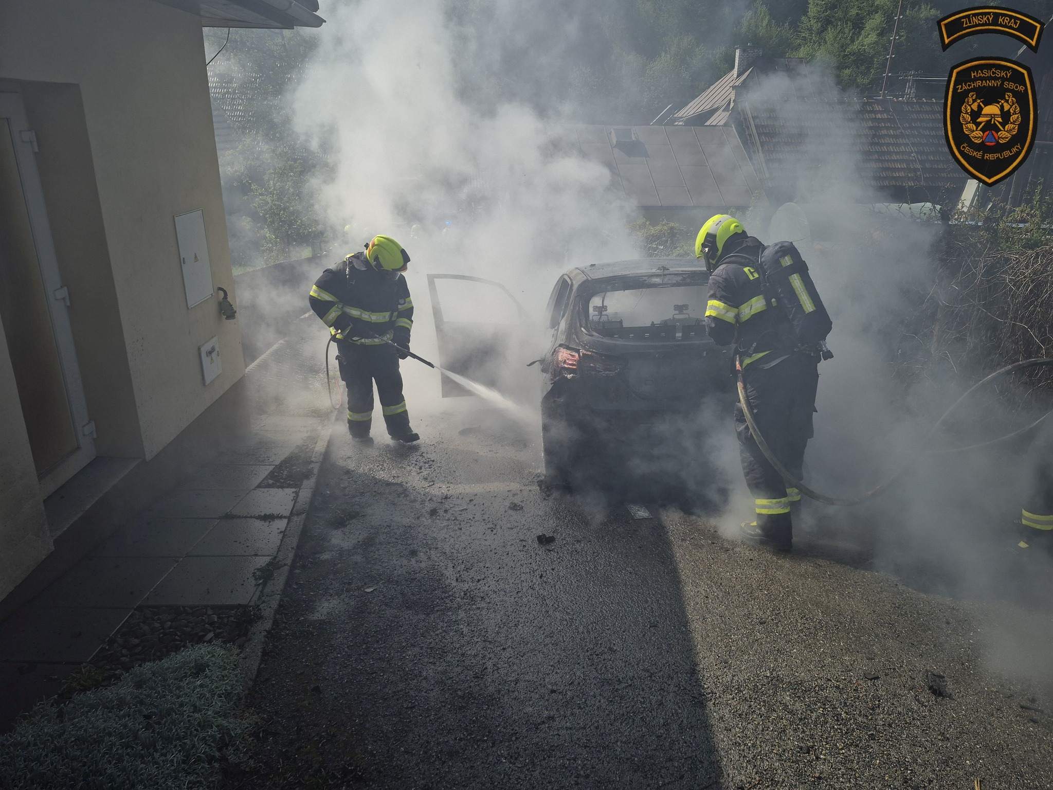 Rychlý zásah hasičů v Senince uchránil obecní vodárnu před plameny. Zdroj: HZS Zlínského kraje