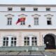 Valašské Meziříčí řeší obvinění pedagoga, přišel o místo kurátora