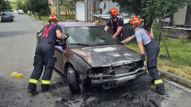 Zlínský kraj zaměstnala série požárů, hasiči zasahovali šestkrát