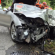 Auto u Lubné narazilo do stromu