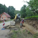 Obyvatelé Byniny se dočkají, vzniká nový bezpečný chodník